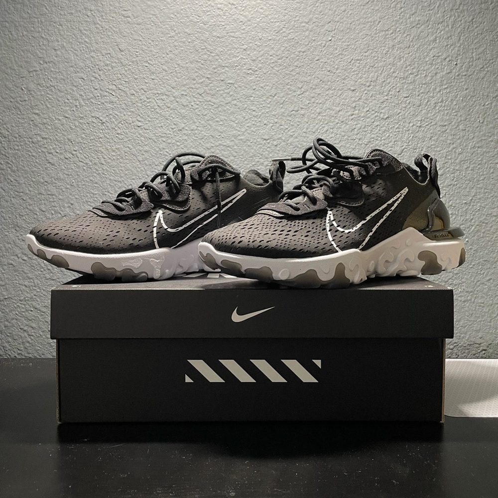 Nike React Vision DIMSIX